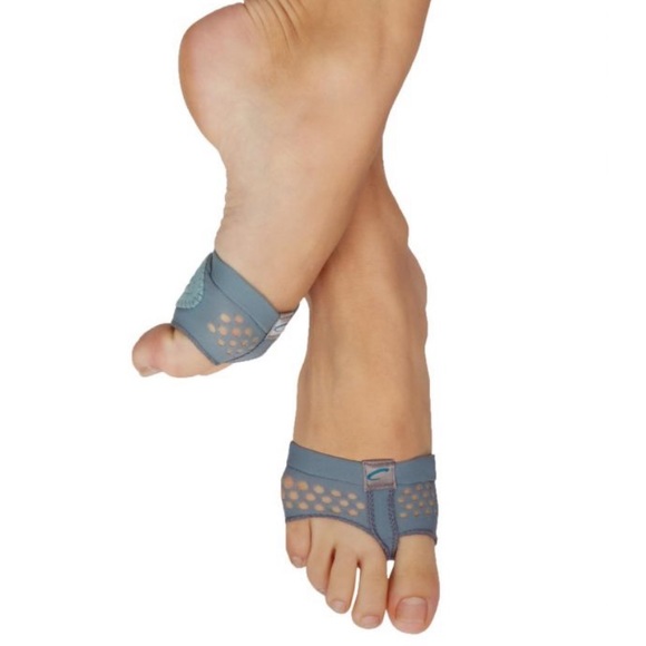 Capezio Pink Foot Undeez - Picture 1 of 5